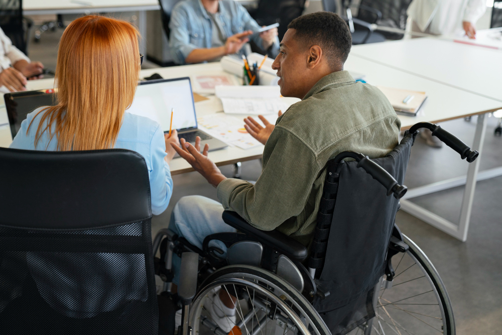 Inclusão de PcD em Programas de Estágio e Aprendizagem guia prático para empresas