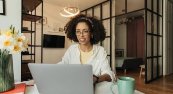 Self-Management: conheça a power skill que reduz o turnover no home office